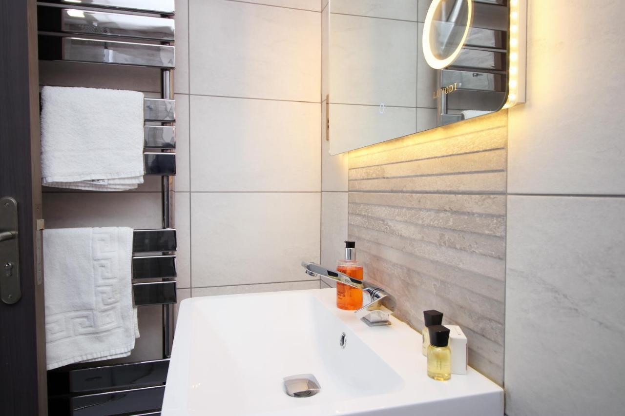 New 2 Bed Comfort - Functional - Secure - Private Кардифф Экстерьер фото
